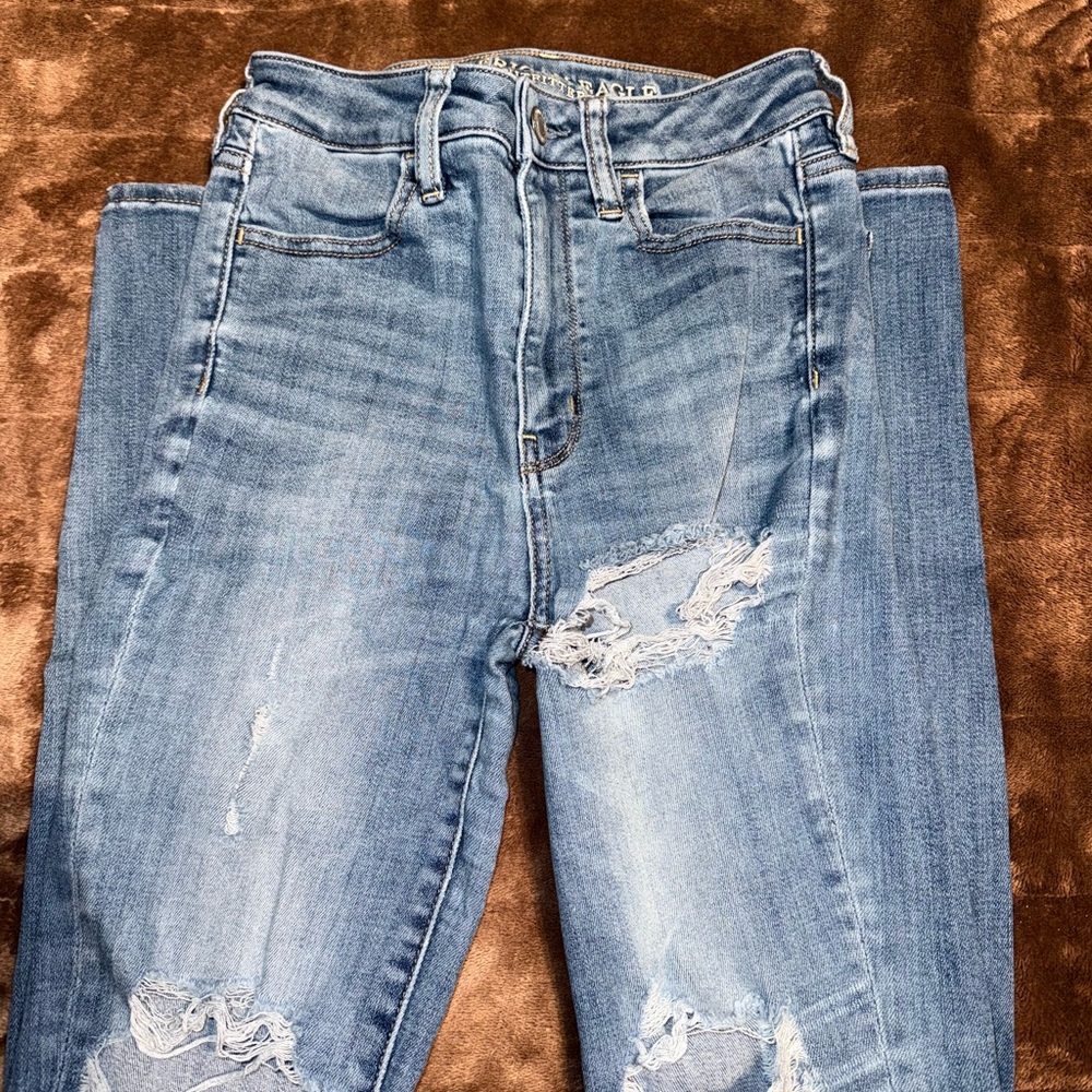 American Eagle Outfitters Light Blue Distressed Skinny Jeans